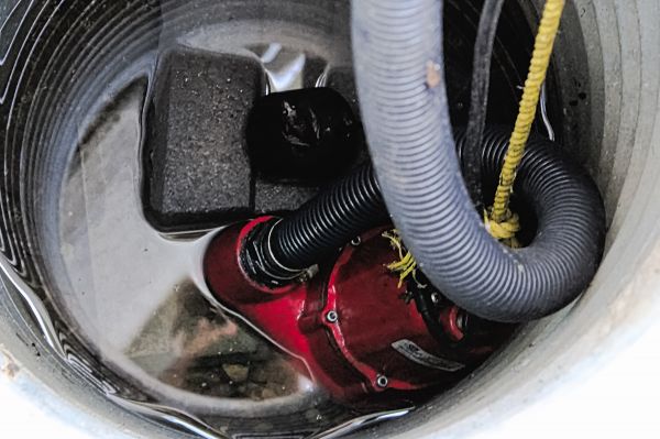 Submersible Sump Pump Service in Englewood
